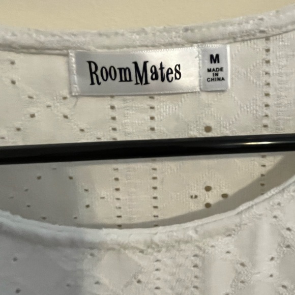 White Summer Top - Picture 2 of 8